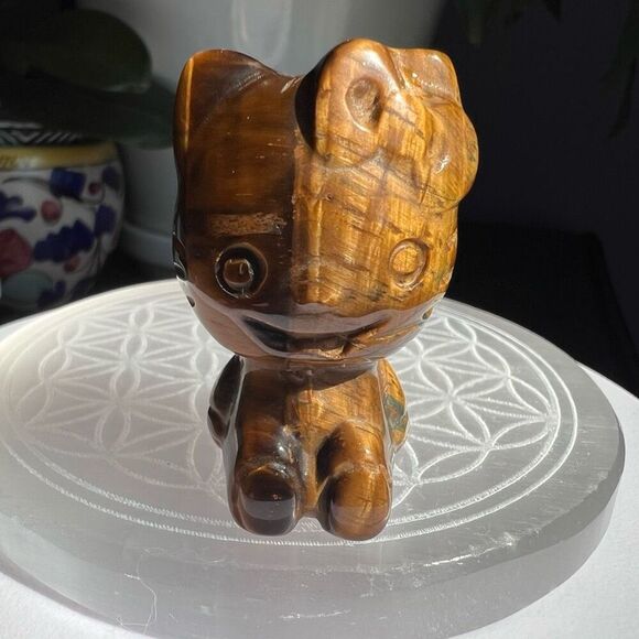 Hello Kitty Tiger Eye‎ Crystal Carving - Picture 3 of 13